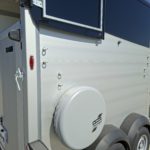Ifor Williams HBX 511 schwarz Reserverad