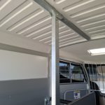 Ifor Williams Pferdeanhänger Trennpfeiler